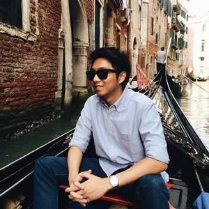 Meet your Posher, Eric cristopher